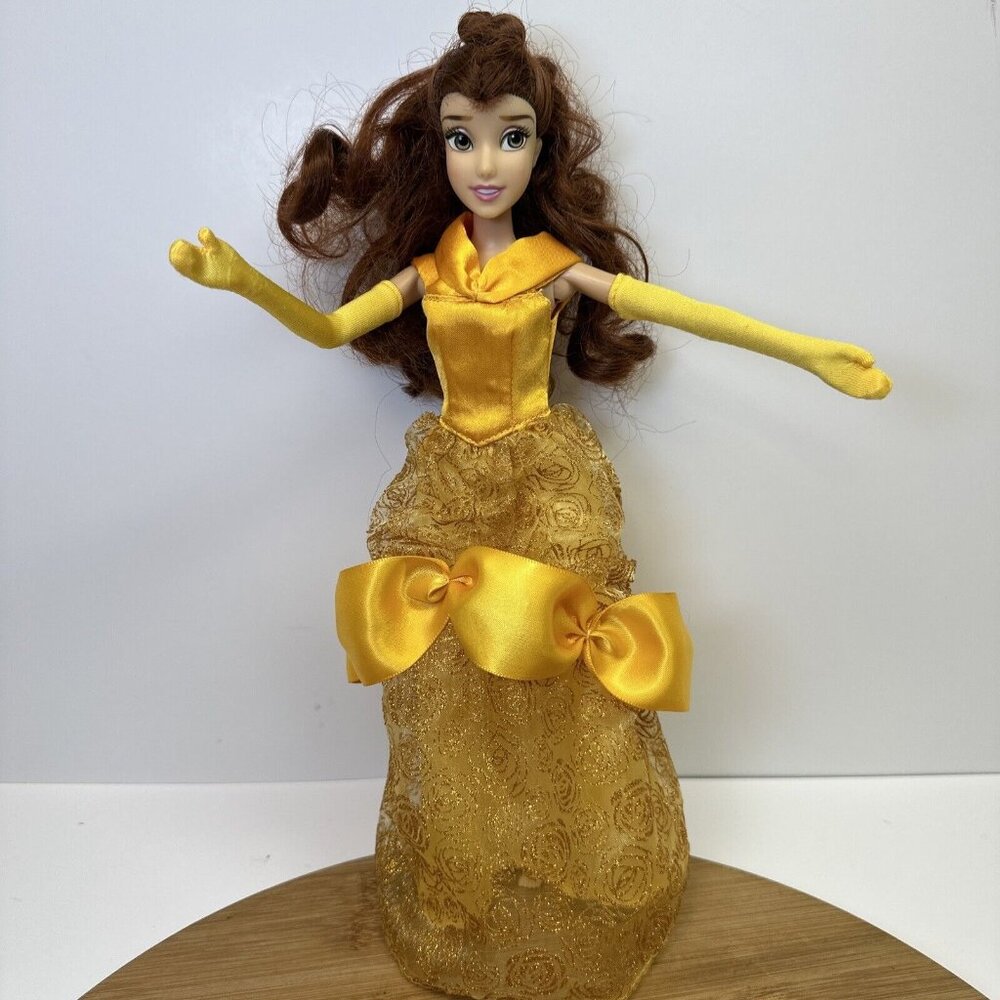 Disney Store Princess Belle Doll‎ “Beauty and the Beast" LONDON